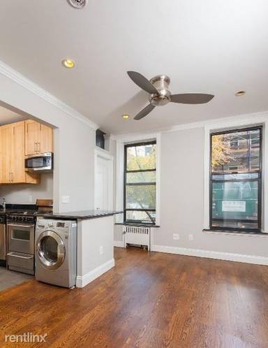 Main picture of 250 E 50th St