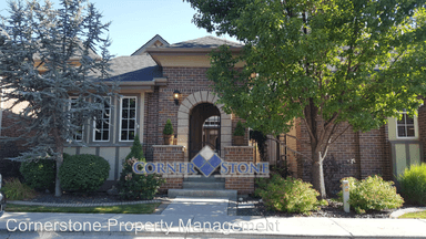 Main picture of 292 E Connemara Ln