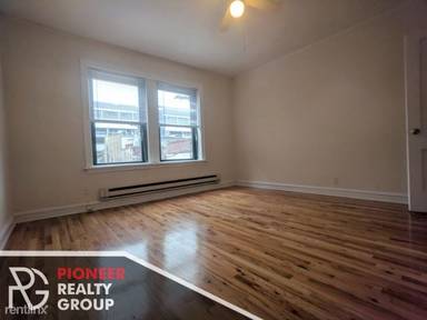 Main picture of 540 W Wellington Ave