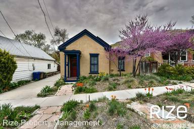 Main picture of 232 W 700 N