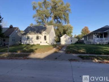 Main picture of 607 7th Ave