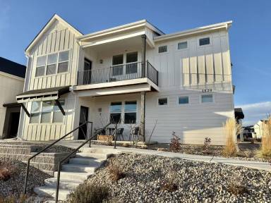 Main picture of 1820 Iron Wheel Dr