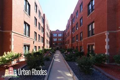 Main picture of 3943 N Janssen Ave