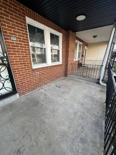 Main picture of 110 Linton St