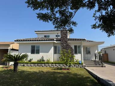 Main picture of 1143 W 163rd St