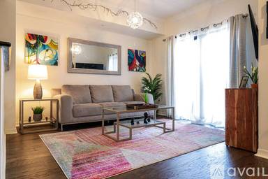 Main picture of 4903 Midtown Ln