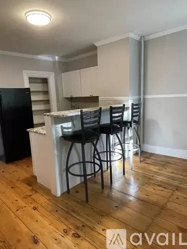 Main picture of 16 Powow St