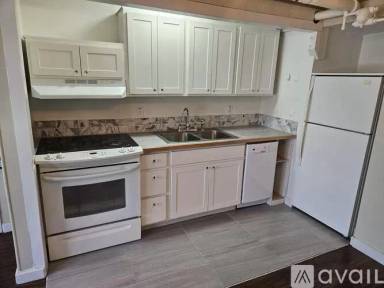 Main picture of 405 S 2nd St