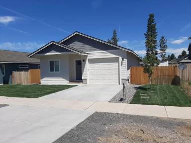 Main picture of 16495 Bassett Dr