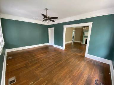Main picture of 17 E 33rd St