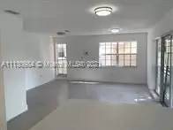 Main picture of 3606 SW 17th St