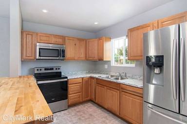 Main picture of 2222 69th St