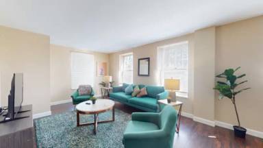 Main picture of 605 Clara Ave