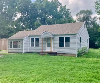 Main picture of 4009 Lawn Dr