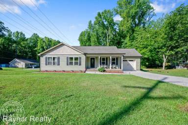 Main picture of 301 Smoketree Way