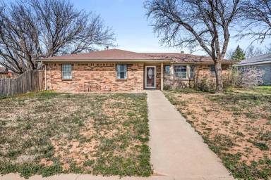 Main picture of 7504 Elmhurst Dr