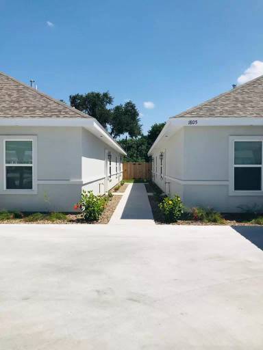 Main picture of 1805 Canyon Dr