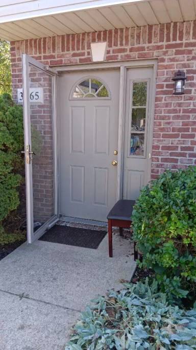 Main picture of 3465 S Oaklawn Cir