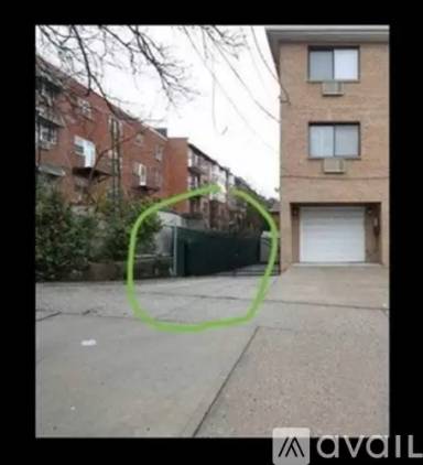 Main picture of 60 Drive And 84 St