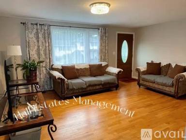 Main picture of 14 Alden St
