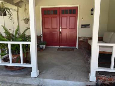 Main picture of 10060 Ashland Ave