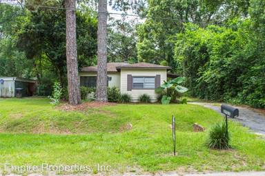 Main picture of 3931 Roswell Dr