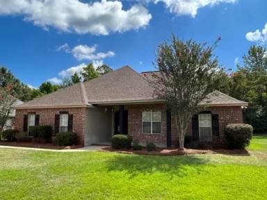 Main picture of 22 Sunline Dr