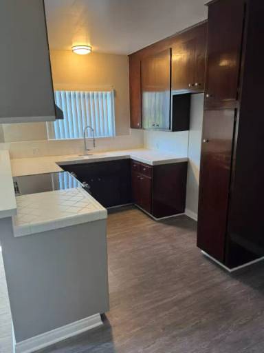 Main picture of 22641 Del Valle St