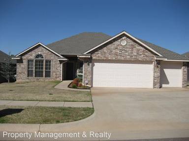 Main picture of 16609 Hardwood Pl