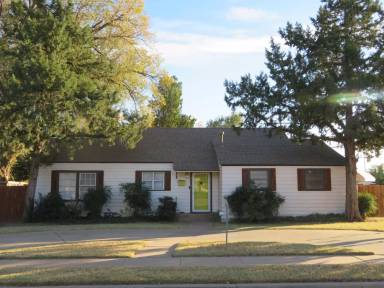 Main picture of 3323 22nd St