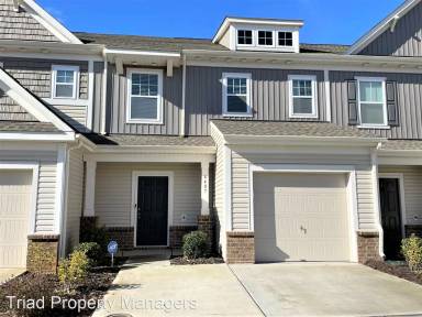 Main picture of 4407 Reedy Fork Pkwy
