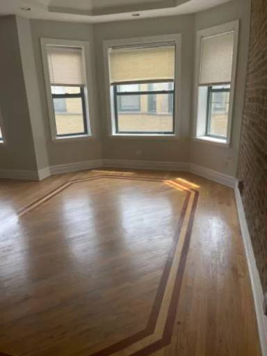 Main picture of 6612 S Kenwood Ave