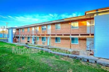 Main picture of 3710-3716 Geraldine Ave Apartments