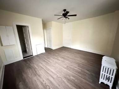 Main picture of 25 W Chestnut St