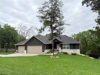 Main picture of 365 Timberlake Rd