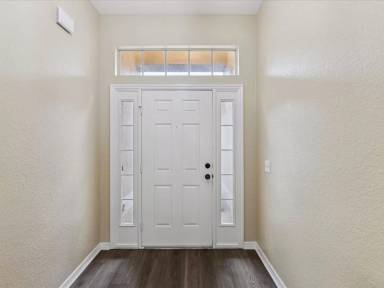 Main picture of 5048 Teather St