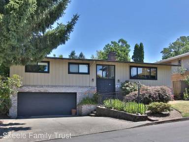 Main picture of 4706 SE 33rd Pl