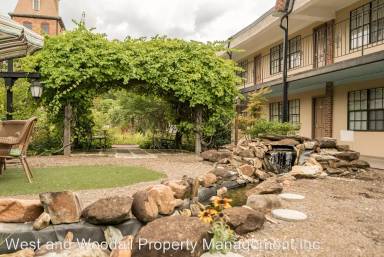 Main picture of Pearl Mill Flats