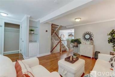 Main picture of 5501 Richland St