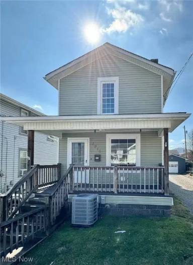 Main picture of 1019 Trenton St