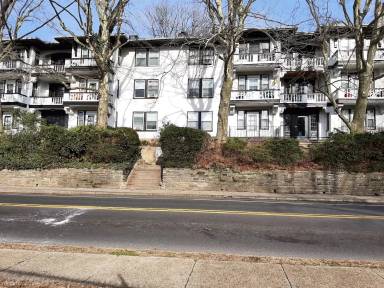 Main picture of 415 Church Rd