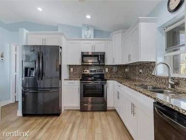 Main picture of 2123 NE 16th Ter