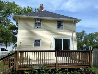 Main picture of 2321 W Main St