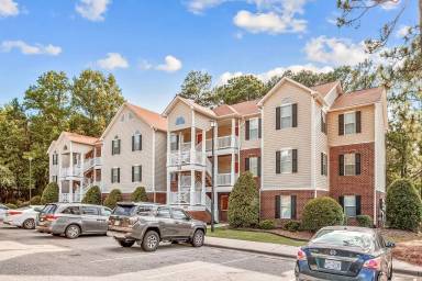 Main picture of 300 Bubble Creek Ct