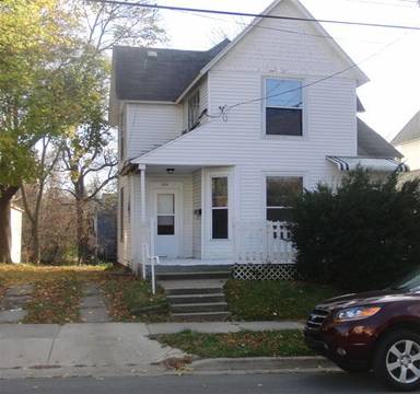 Main picture of 328 Page St NE