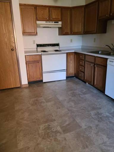 Main picture of 1200 N Point Dr