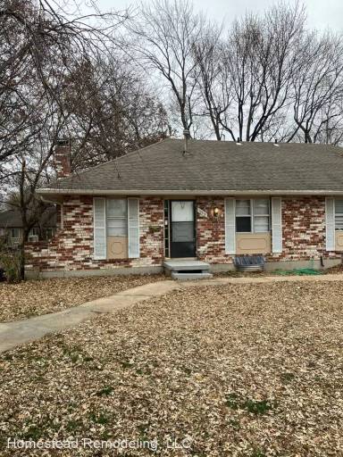 Main picture of 10818 W 90th Ter