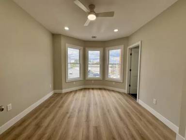 Main picture of 115 Carteret Ave