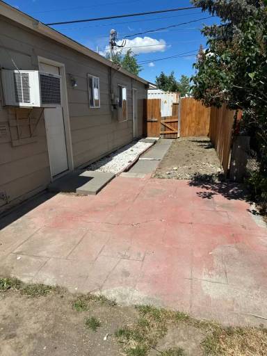 Main picture of 812 Lindberg Ln