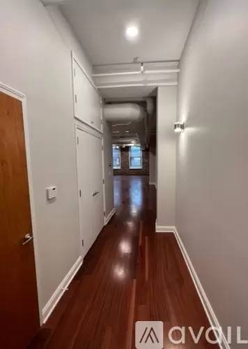 Main picture of 92 S Main St